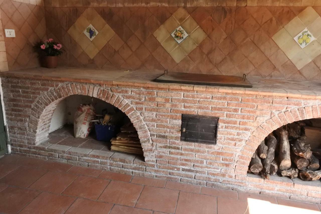 Casa Vacanza Etna Evergreen Villa Piedimonte Etneo Exterior photo